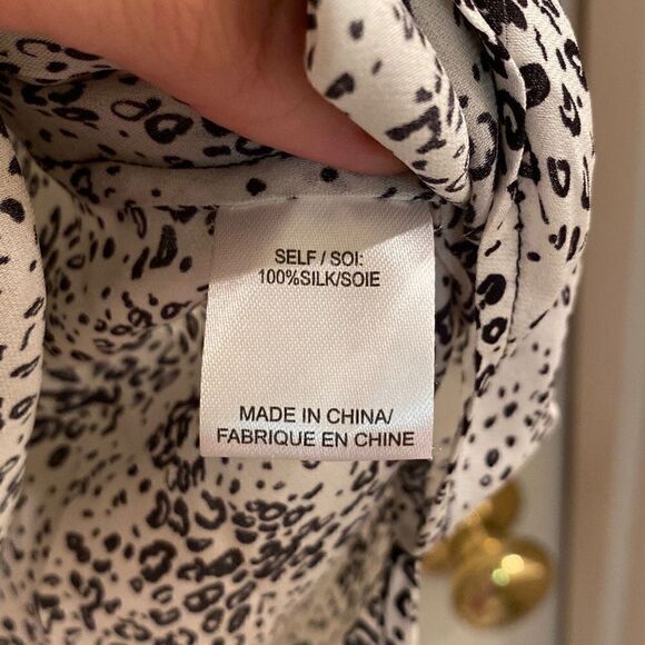 Haute Hippie Ditsy Leopard Black & White Silk Print Cowl Neck Top Blouse SZ S - Picture 6 of 10